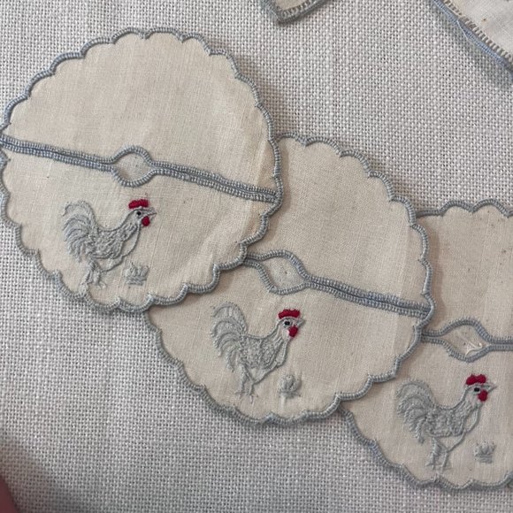 Vintage 1950's Rooster Linen Stemware Coaster Slippers with Napkins (Set of 6) - Picture 9 of 12